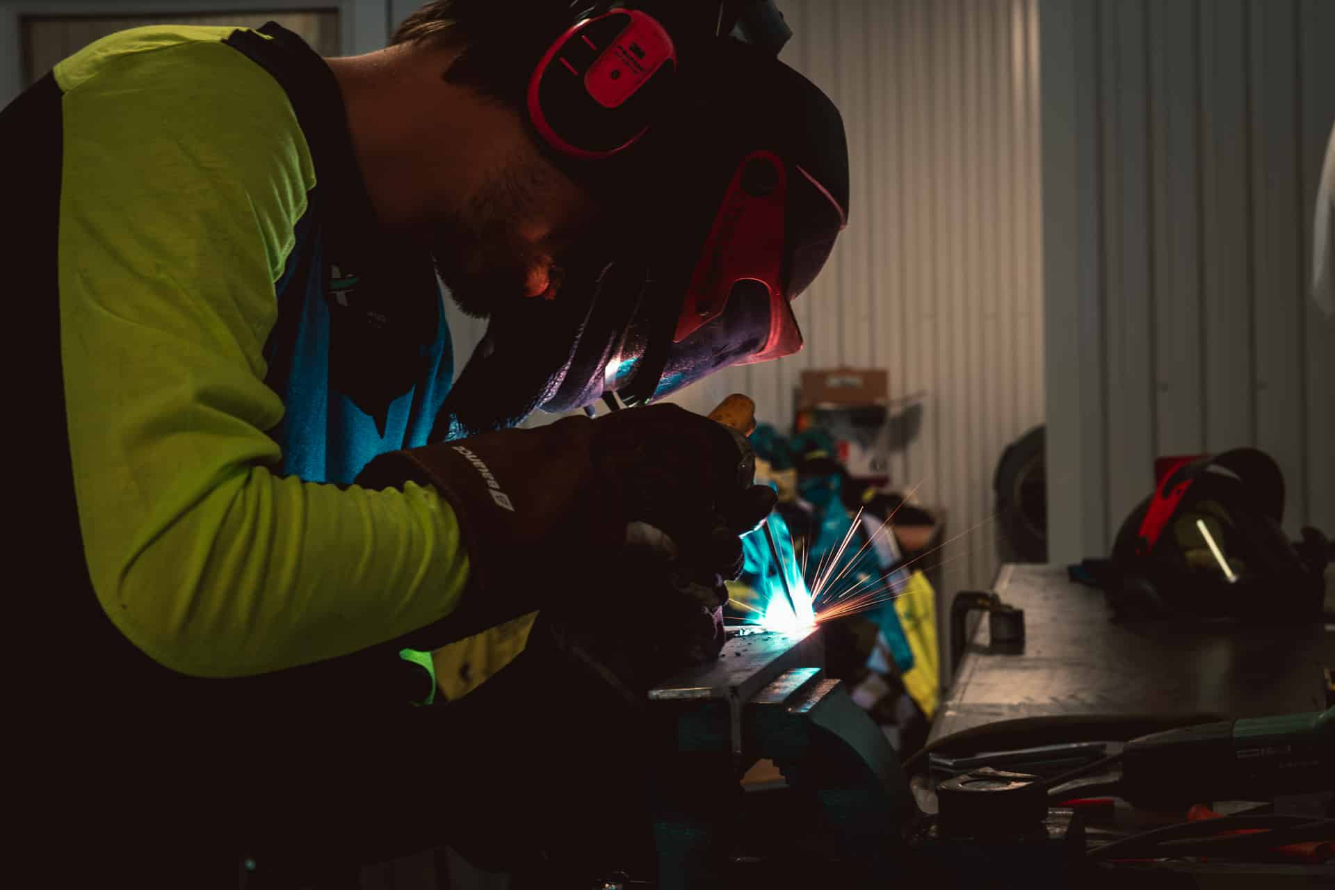Svetsare från Steelworx i arbete